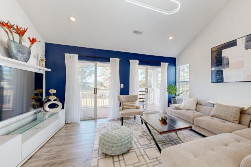Golf Course Views and Pool Myrtle Beach Retreat