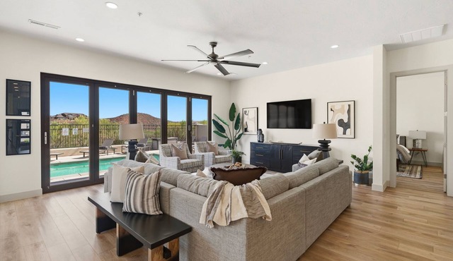 Golf Course Views, Private Pool, Hot Tub, Fire Pit