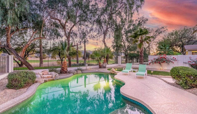 Golf Front Home with Mountain Views, Heated Pool, Fun Game Room, BBQ, VR Tour