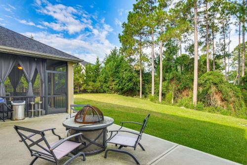Golf & Hike: Family Home 11 Mi to Fort Bragg!