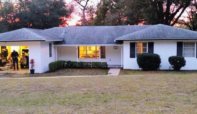 Golf House in Citrus Springs Golf & Country Club/near Crystal River w/fire pit.