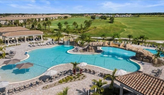 GOLF LIFE- BRAND NEW LAKEWOOD NATIONAL GOLF CLUB 2 BED / 2 BATH CONDO +...