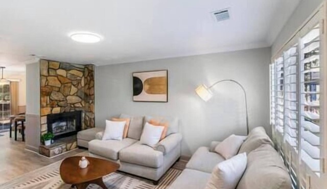 Golf Oasis Modern Townhome!