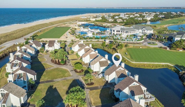 Golf & Ocean Views Renovated New 3 BR 3 Full Baths BHI Club Pet Friendly