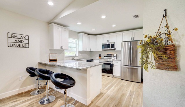 Golf & Pool Access: Pet-friendly Sebring Home!