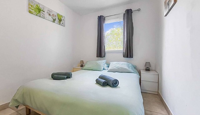 Golf & pool break in Béziers