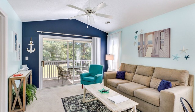 Golf & Resort Perks: Premier Condo 10 mi to Myrtle