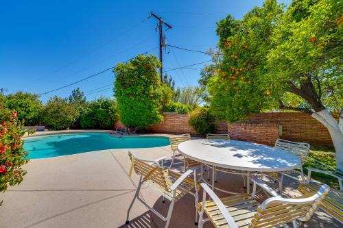 Golf, Swim & Grill Out: Phoenix Gem 10 Mi to Dtwn