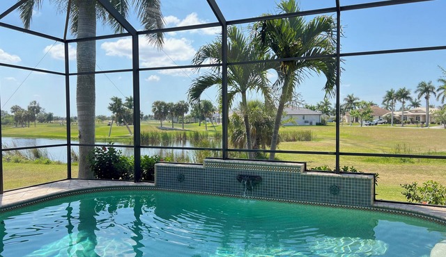 Golf, Swimming, Sunshine and so close to Downtown Punta Gorda!