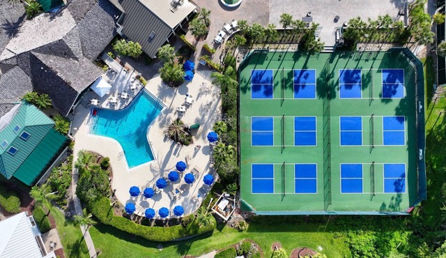 Golf & Tennis Getaway in FL | Serene Retreat for 4