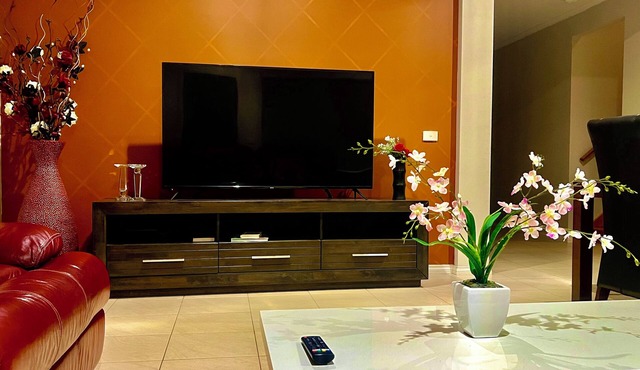 Golf View Charm - Large two story House (Entire House)