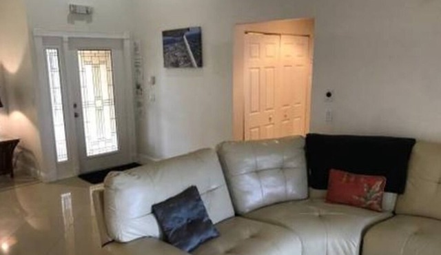 Golfcourse Home with heated pool!