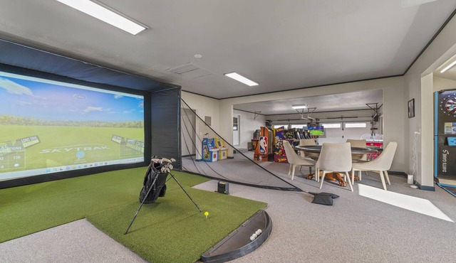 Golfer's Retreat *hot tub* *arcade* *spa*