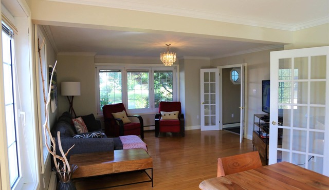 Golfers and Beach Goers Look No Further *(New Hot Tub)*