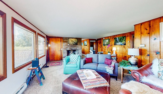 Golfers, Healthcare Heroes and Nature Lovers, Relax, and Unwind by the Coast