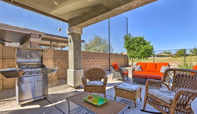 Golfers Oasis! San Tan Valley Home with Pool Access