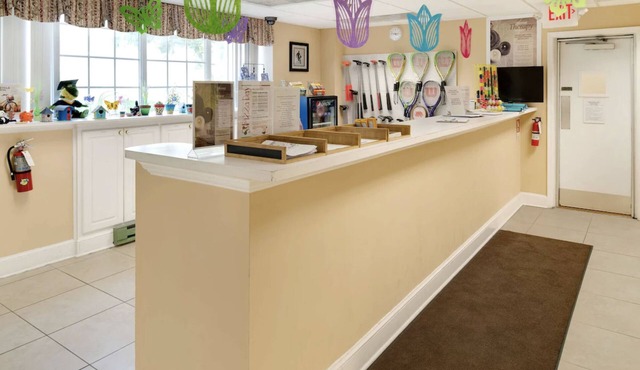 Golfers' Paradise! Historic Williamsburg, VA, 2 BDR Units - Full Service Resort!