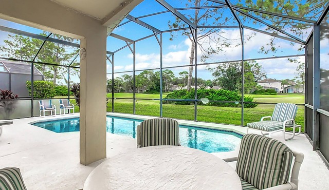 Golfview 4 bedroom villa with pool in Southern Dunes, 20 miles from Disneyworld