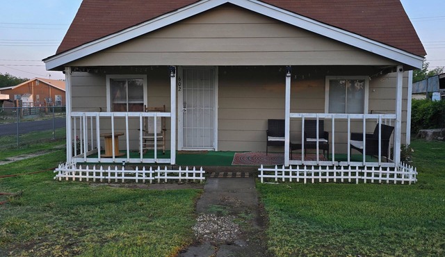 Gomez Family Country Home