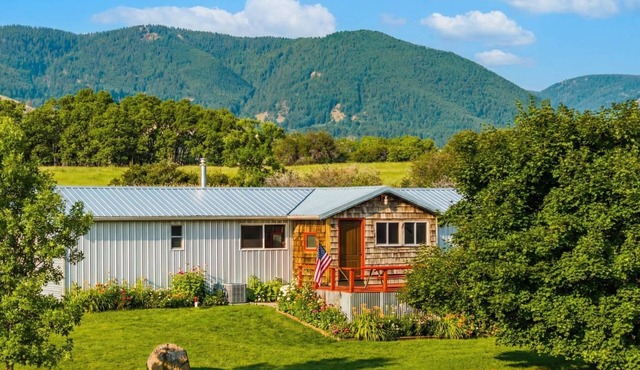 Gone Fishin' | Private Hot Tub, BBQ & Garage Lounge | Pet-Friendly Mountain Hideaway in Story, WY | 3 Bed, Sleeps 6 | 20 Min to Sheridan