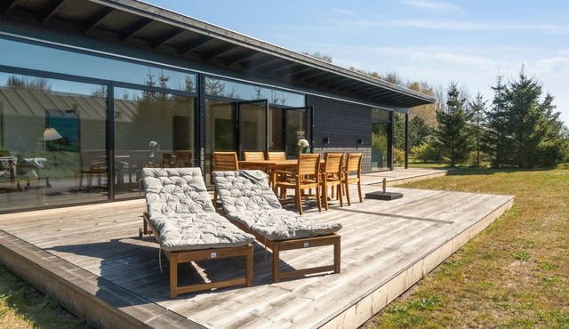 "Gonne" - 350m from the sea by Interhome