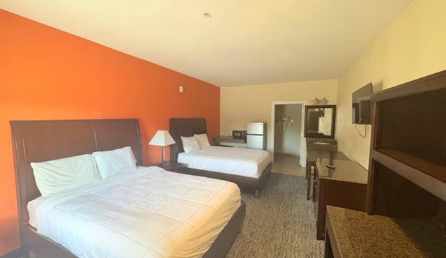 Gonzales Adventure Hub, Modern Room Near Palmetto State Park | Free Parking