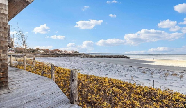 Gooch’s Only Beachside Cottage