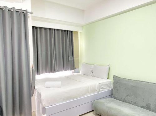 Good and Homey Studio at Gateway Park LRT City Jatibening Apartment By Travelio