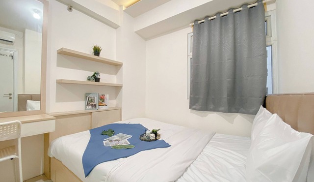 Good Deal and Comfy 2BR Apartment Green Pramuka City