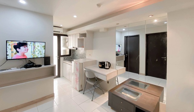 Good Deal And Comfy 2Br Kebagusan City Apartment