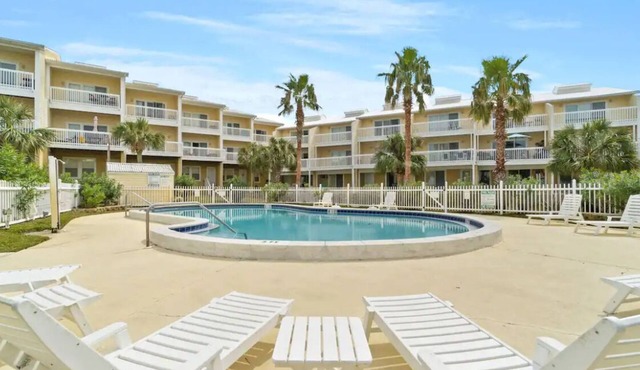 Good Time 2-bedroom townhome in Navarre