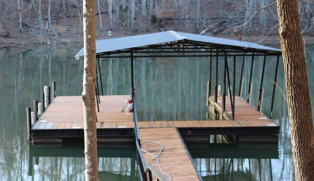 Good Times! Lake Hartwell 3 bedroom home just 7 miles to Clemson