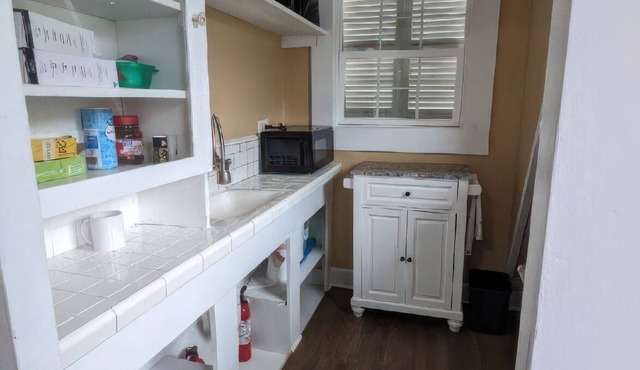 GOOD WINE IN A SMALL BOAT ,THEY SAID! PEACEFULL RETREAT!n