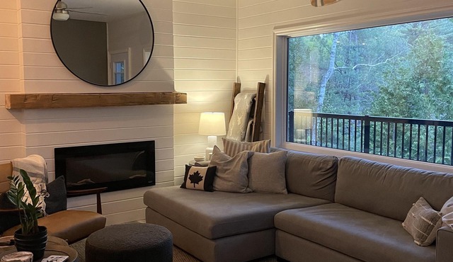Gooderham Lakehouse - Enjoy the peace, tranquility and northern air.