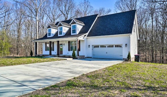 Goodlettsville Home about 4 Miles to Raceway!