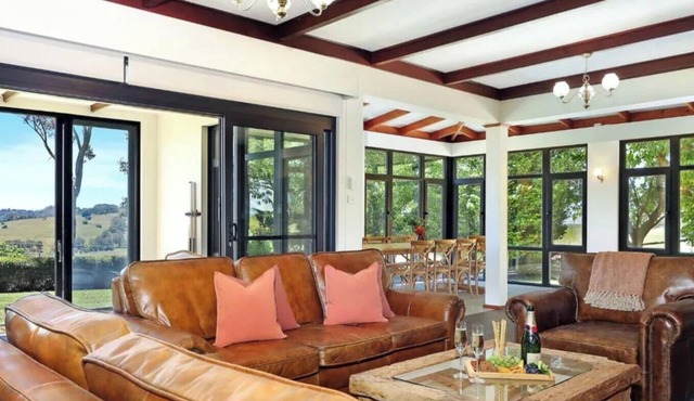 Goolara – luxurious two-storey escape with ensuite bedrooms, sauna and countryside views