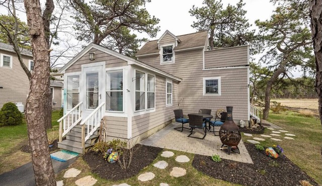 Goose rocks beach! Dock & River views!