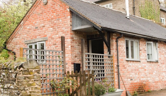 GOOSEPOND, pet friendly, character holiday cottage in Wistanstow