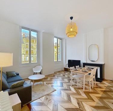 Gordes Centre-Historique téléphérique