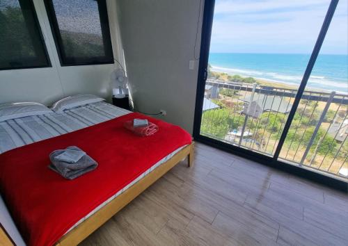 Gore Bay View Tiny Pod