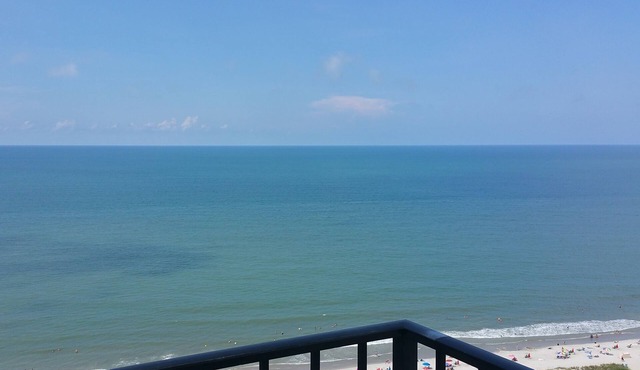 GORGEOUS! 100% Renovated CLEAN! Walk-In Shower. The VIEWS! THE BEST!