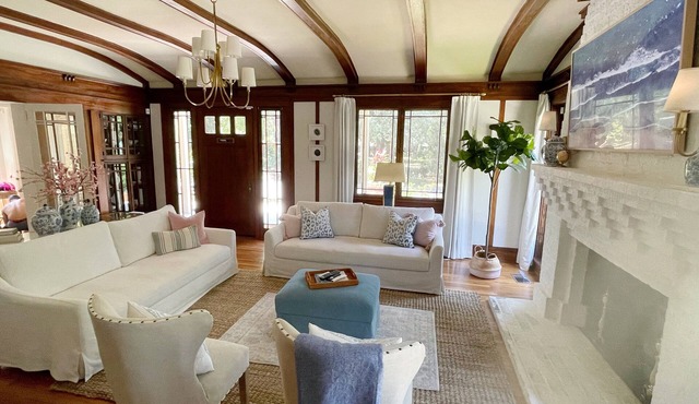 Gorgeous 1900s Craftsman Home + Pool & Hot Tub