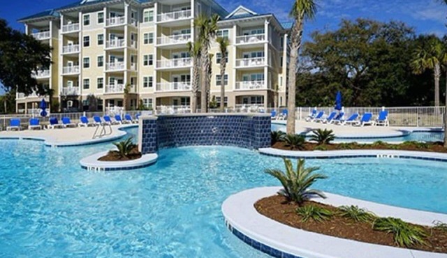 Gorgeous 2 bedroom condo vacation ready! Last Minute Deal!