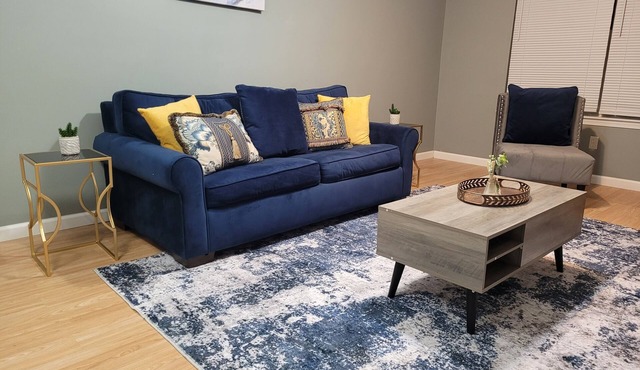 Gorgeous 2 bed 2 bath home