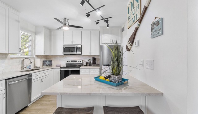 Gorgeous 2 Bed/2 Bath at Pompano Beach Pointe