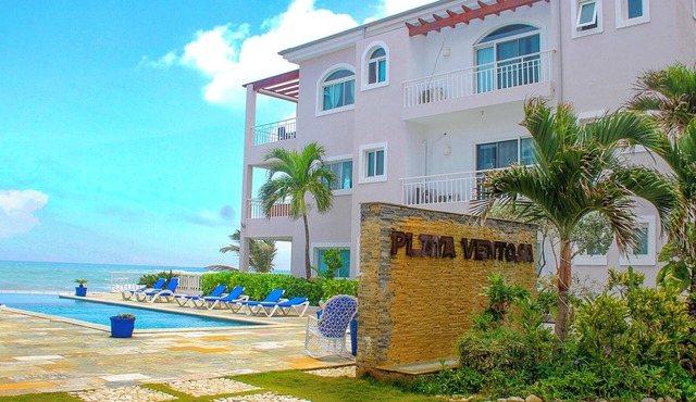 Gorgeous 2 Bedroom ocean view Penthouse for Rent