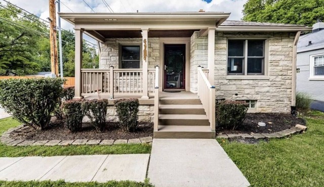 Gorgeous 2- Story home in heart of Broad Ripple & close to Indy downtown