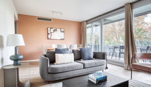 Gorgeous 22@ 2BR w/Pool & Gym, by Blueground