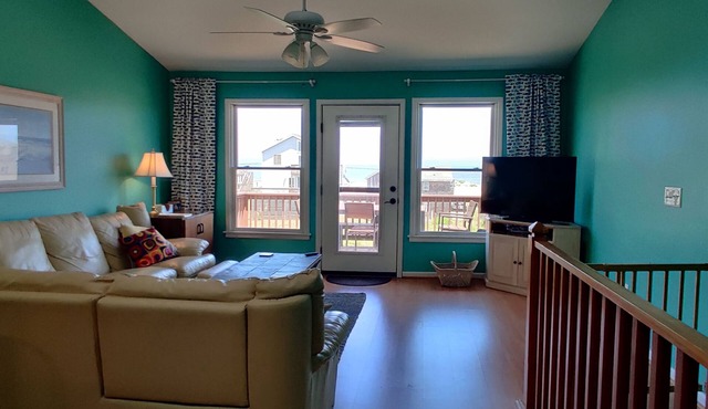 Gorgeous 3/2.5 Townhome with View of Atlantic!