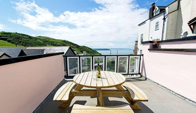 Gorgeous 3 bed cottage in Mortehoe with fantastic roof terrace seaviews!
